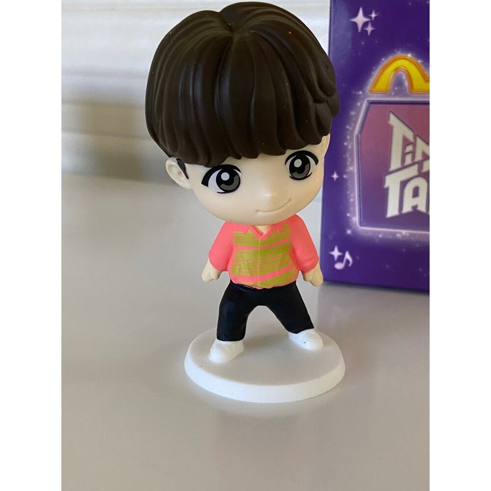 New McDonald's SUGA Tiny Tam BTS Inspired Figurine Scan to Jam Action Figure - Picture 2 of 4